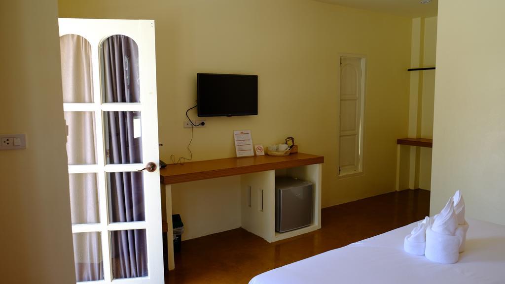 Wangpla Villa Resort Nakhon Sawan Chambre photo