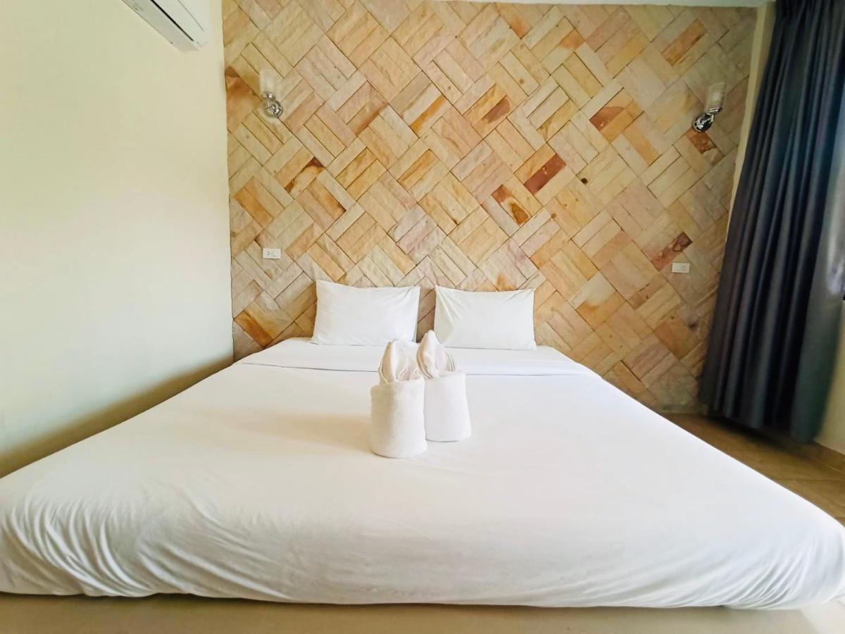 Wangpla Villa Resort Nakhon Sawan Extérieur photo